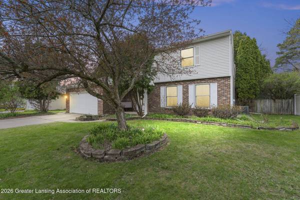 5599 Wood Valley DR, Haslett, MI 48840