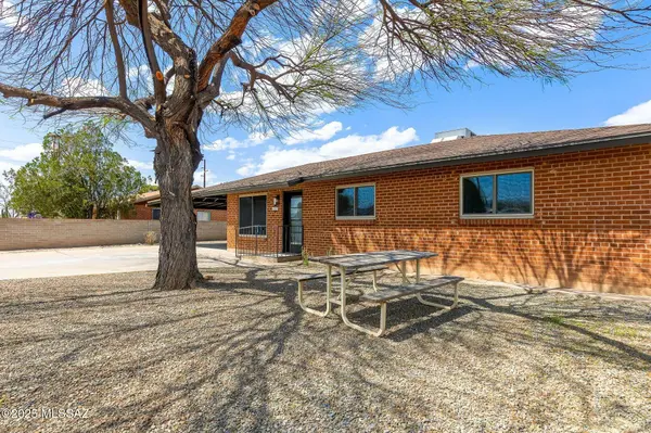 6317 E Calle Cappela, Tucson, AZ 85710