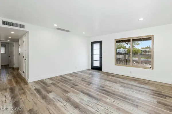 6317 E Calle Cappela, Tucson, AZ 85710