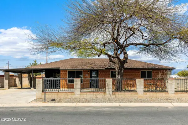 6317 E Calle Cappela, Tucson, AZ 85710