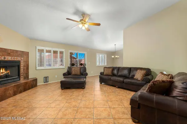 9622 E Paseo San Ardo, Tucson, AZ 85747