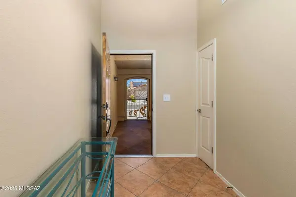 9622 E Paseo San Ardo, Tucson, AZ 85747