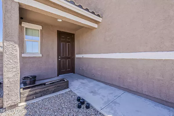 17225 S Alder Brooke Way, Vail, AZ 85641