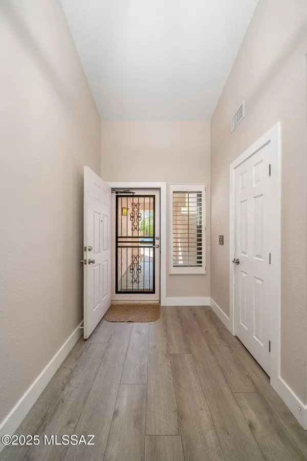 9631 E Banbridge Street, Tucson, AZ 85747