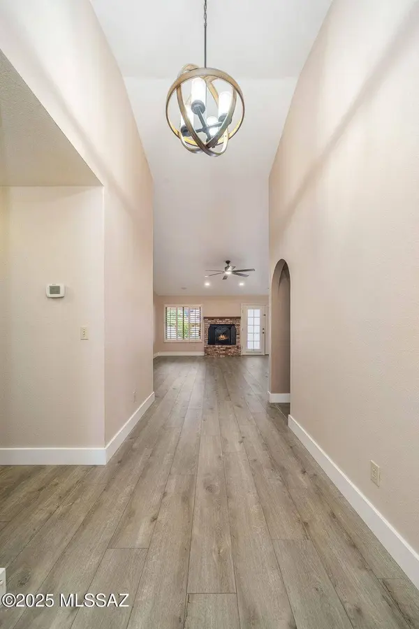 9631 E Banbridge Street, Tucson, AZ 85747