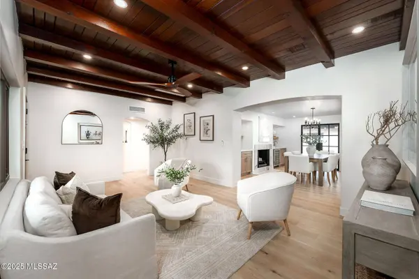 2424 E 8th St Street, Tucson, AZ 85719