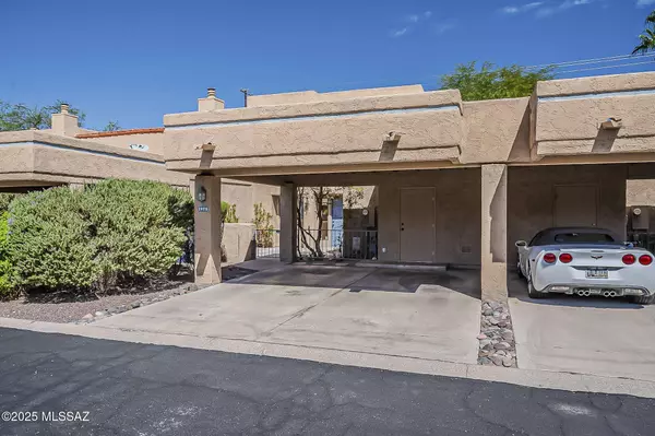 2979 E Winterhaven Drive, Tucson, AZ 85716