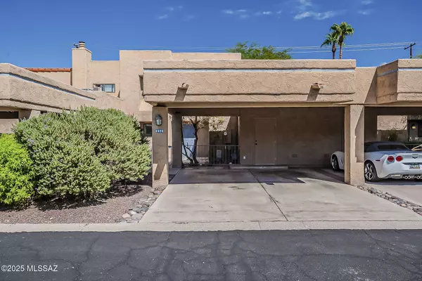 2979 E Winterhaven Drive, Tucson, AZ 85716