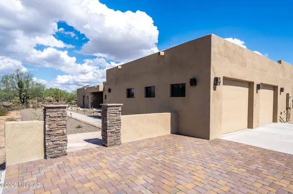 2880 W Coyote Desert Drive, Tucson, AZ 85755