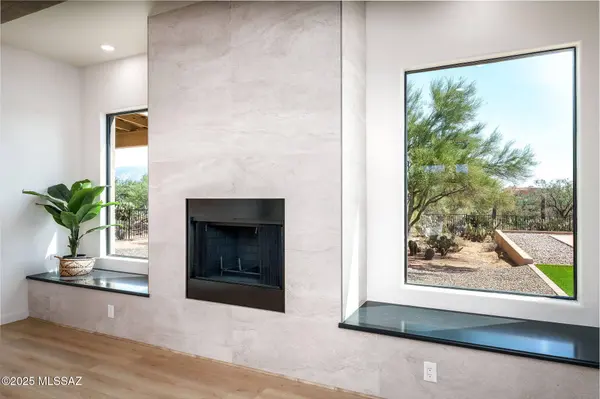 2880 W Coyote Desert Drive, Tucson, AZ 85755