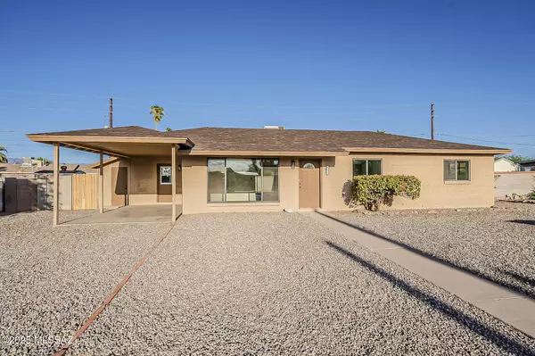6433 E Barnan Street, Tucson, AZ 85710