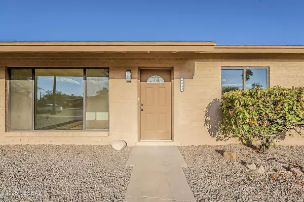 6433 E Barnan Street, Tucson, AZ 85710