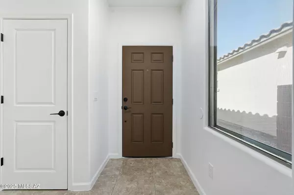 8552 N Western Juniper Terrace, Tucson, AZ 85743