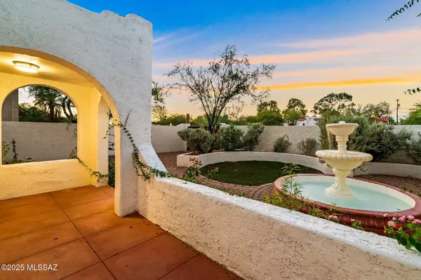 2210 E 6th Street, Tucson, AZ 85719