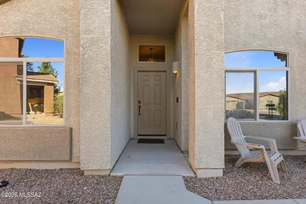 610 S Charles L Mckay Pl, Vail, AZ 85641