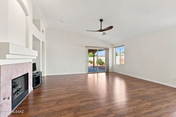 8987 N Mexican Sage Pl, Tucson, AZ 85742