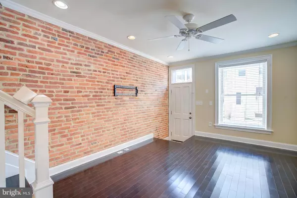 822 S ROBINSON ST S, Baltimore, MD 21224