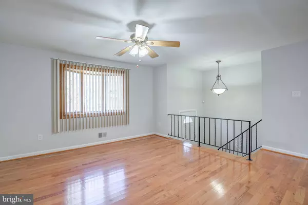 119 E CHERRY HILL RD, Reisterstown, MD 21136