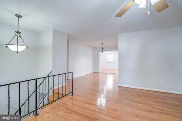 119 E CHERRY HILL RD, Reisterstown, MD 21136