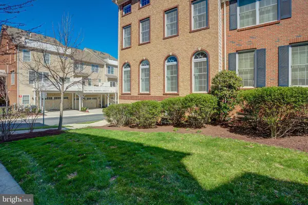 2517 CHERRY TREE RD, Hanover, MD 21076