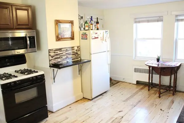 29 Aldrich Rd #1, Watertown, MA 02472