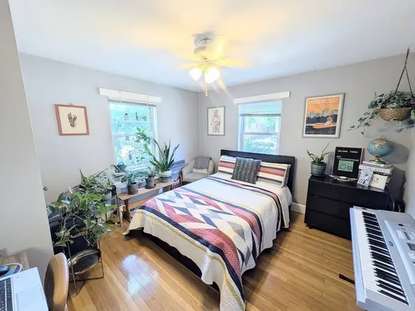 29 Aldrich Rd #1, Watertown, MA 02472