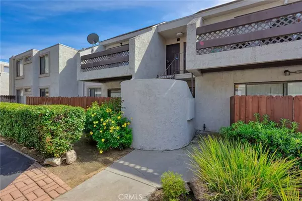 2266 Denair #425, Highland, CA 92346