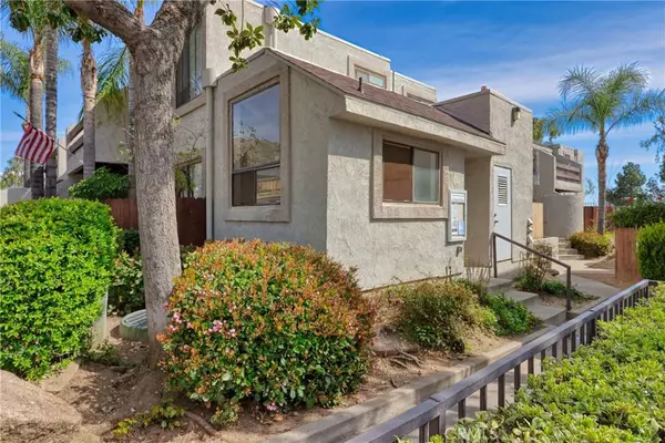 2266 Denair #425, Highland, CA 92346