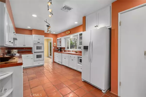 1339 La Loma DR, Redlands, CA 92373