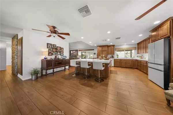 380 Smoke Ridge TRL, Calimesa, CA 92320