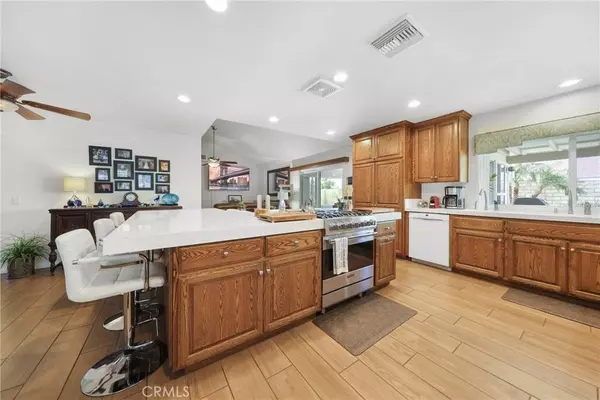 380 Smoke Ridge TRL, Calimesa, CA 92320