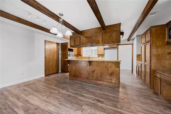 495 W 53rd ST, San Bernardino, CA 92407