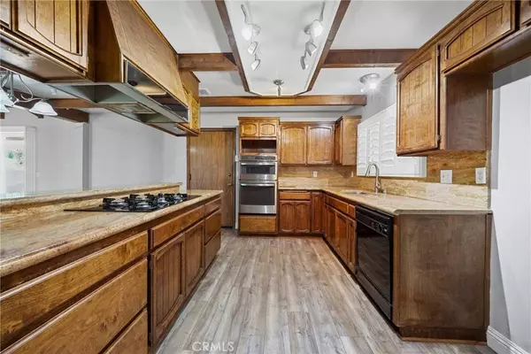 495 W 53rd ST, San Bernardino, CA 92407