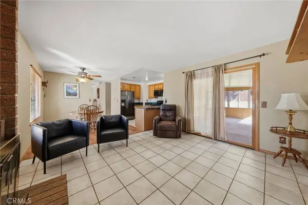 100 Amber CT, Redlands, CA 92374
