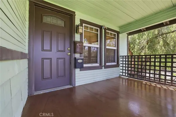 1132 E Citrus AVE, Redlands, CA 92374