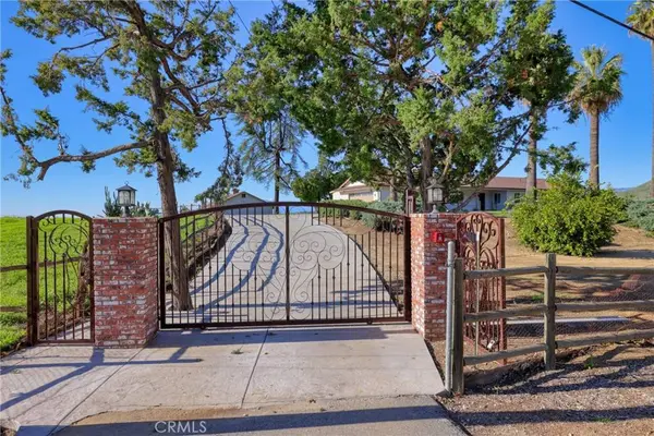 12646 10th ST, Yucaipa, CA 92399