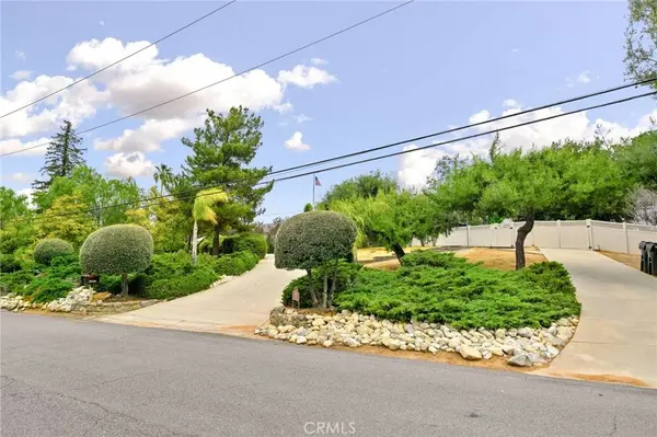 12861 Club, Redlands, CA 92373