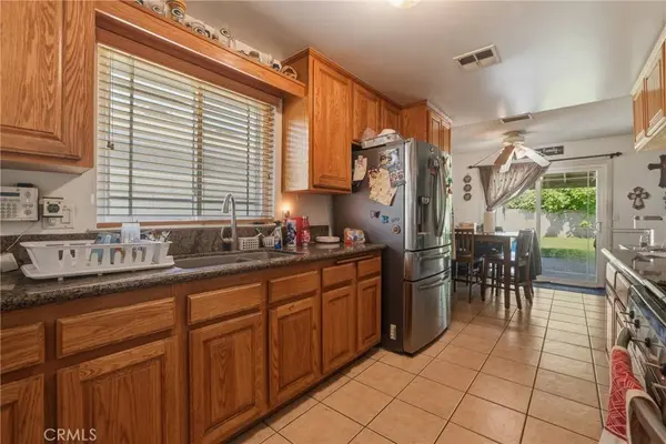1958 N Ohio AVE, Colton, CA 92324