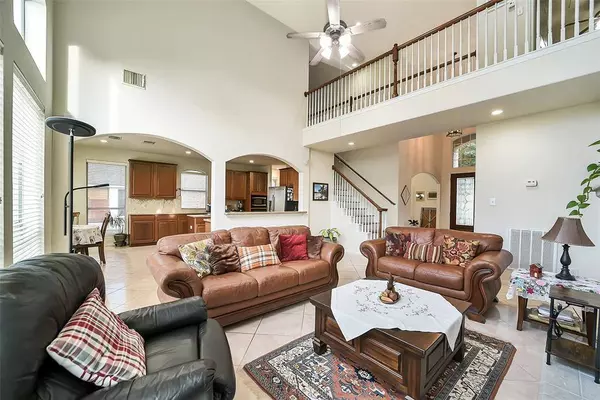 9215 Shango LN, Houston, TX 77095