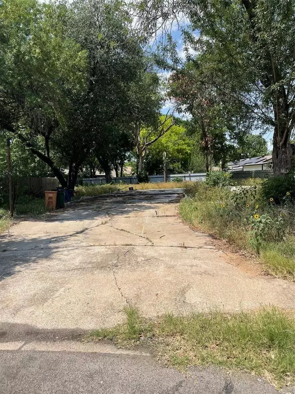 4502 Eric CIR, Austin, TX 78744