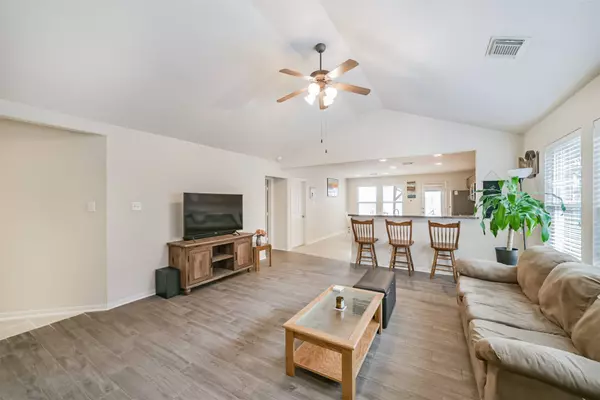 7223 Palmito Ranch DR, Richmond, TX 77406