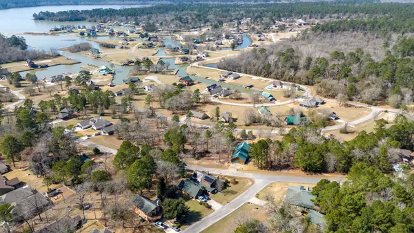 22 Hillsborough DR, Huntsville, TX 77340
