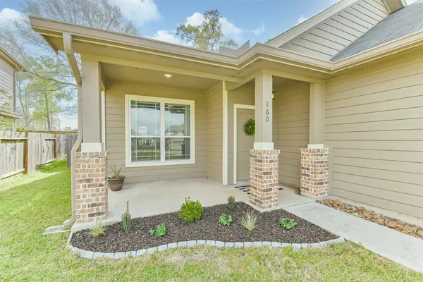 260 Shoreview DR, Conroe, TX 77303