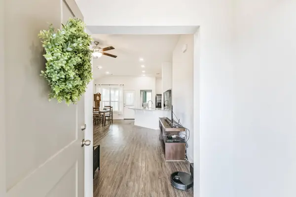 260 Shoreview DR, Conroe, TX 77303