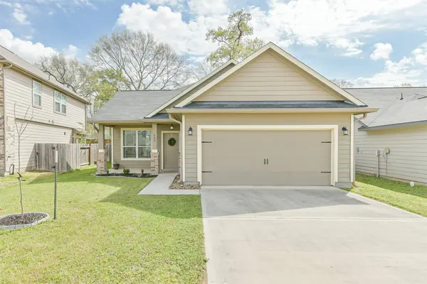 260 Shoreview DR, Conroe, TX 77303