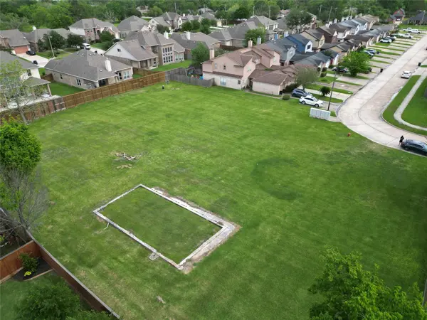 540 Birdsong DR, League City, TX 77573