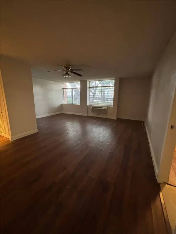 7520 Hornwood DR #103, Houston, TX 77036
