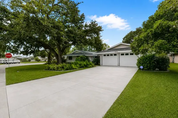 1616 Redway LN, Houston, TX 77062