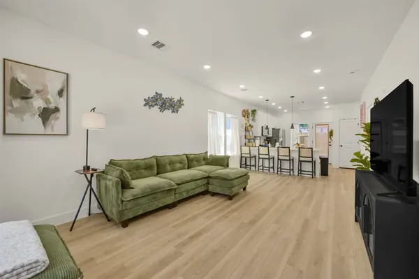 9525 Beckley ST, Houston, TX 77088
