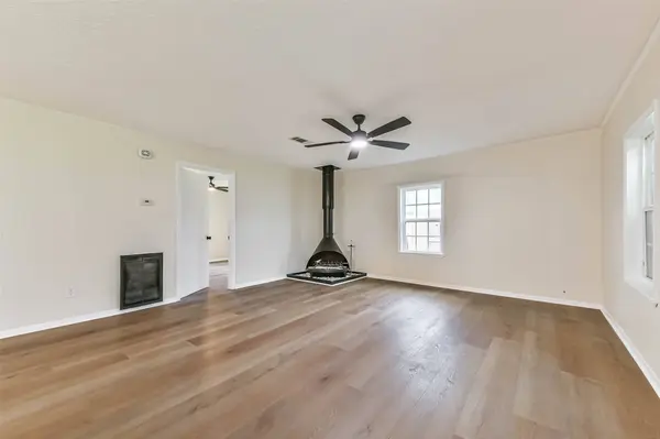 11830 15th ST, Santa Fe, TX 77510